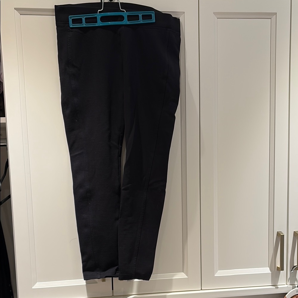 Black Full-Length Leggings with Straight Leg
